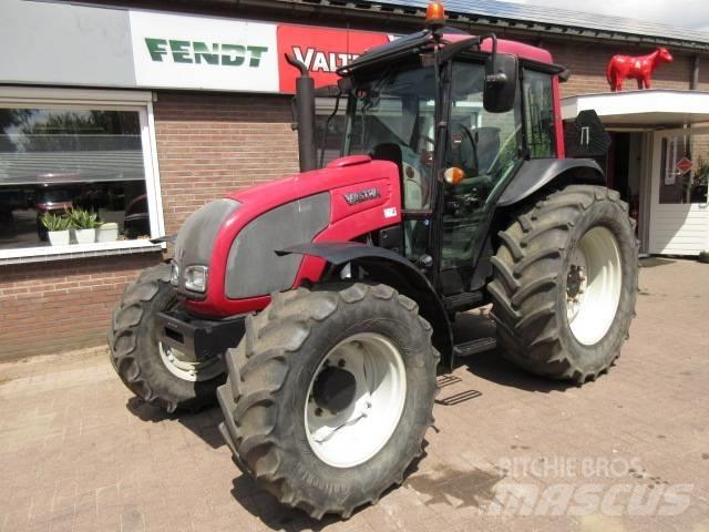 Valtra A93 HITECH Tratores Agrícolas usados