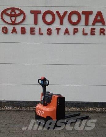 Toyota LWE 200 Empilhador para operador externo