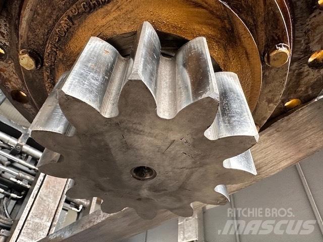 CAT 325 C Swing gear Transmissăo