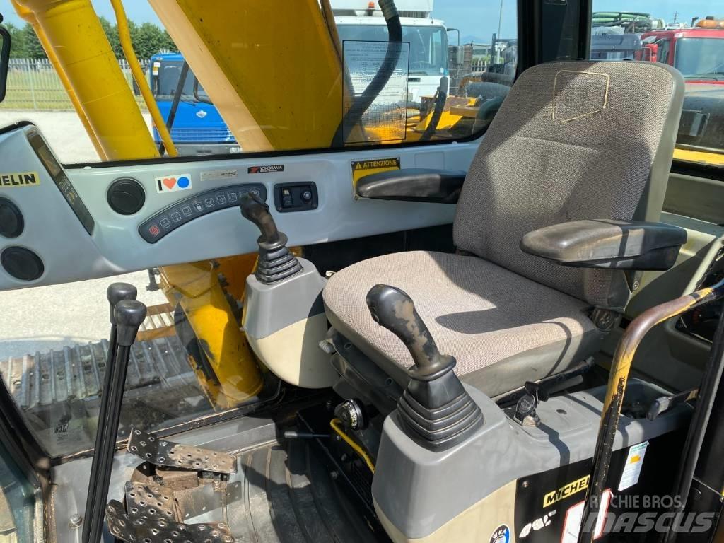 JCB JS 130 Escavadeiras de esteiras