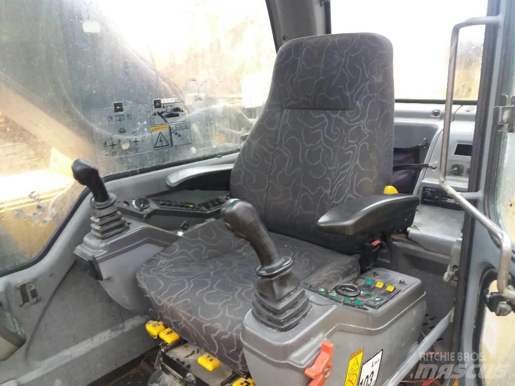 Volvo EC 240 B LC Escavadeiras de esteiras