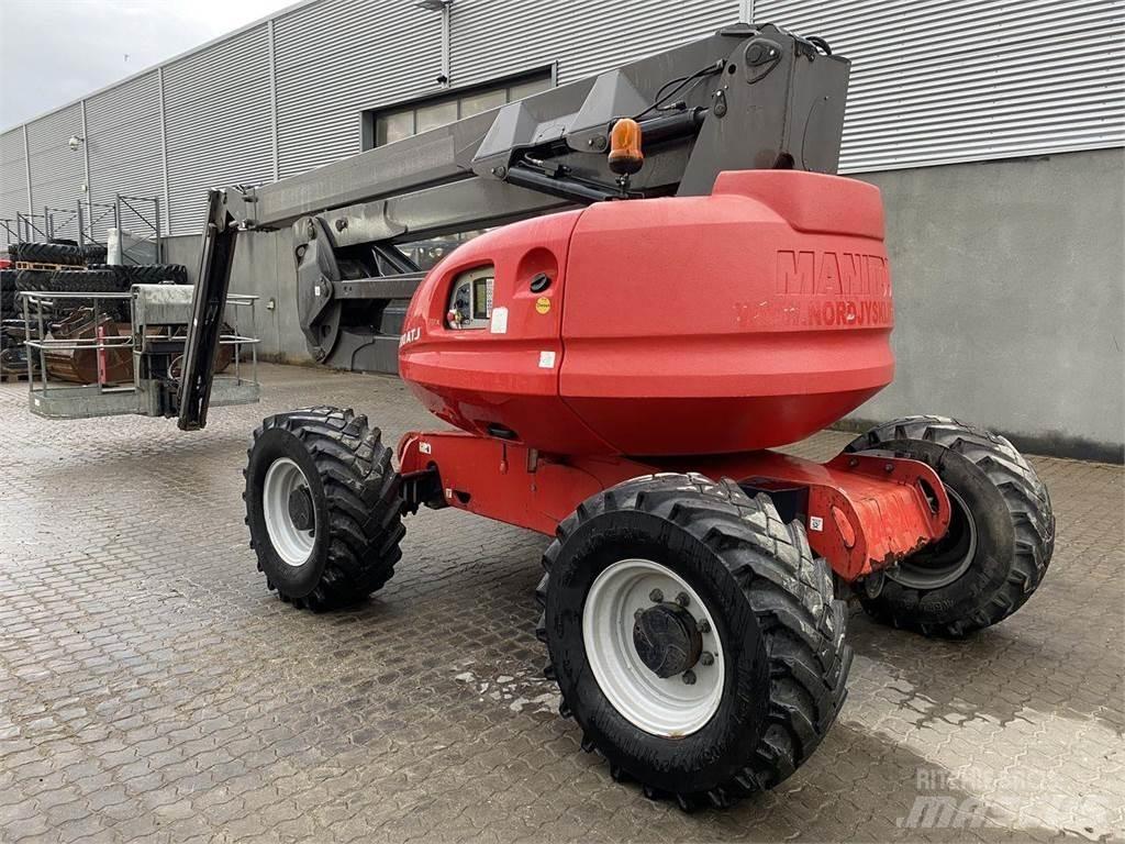 Manitou 200ATJ RC Elevadores braços articulados