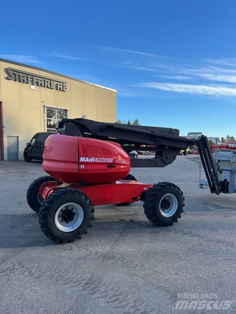 Manitou ATJ 160 PLUS Elevadores braços articulados
