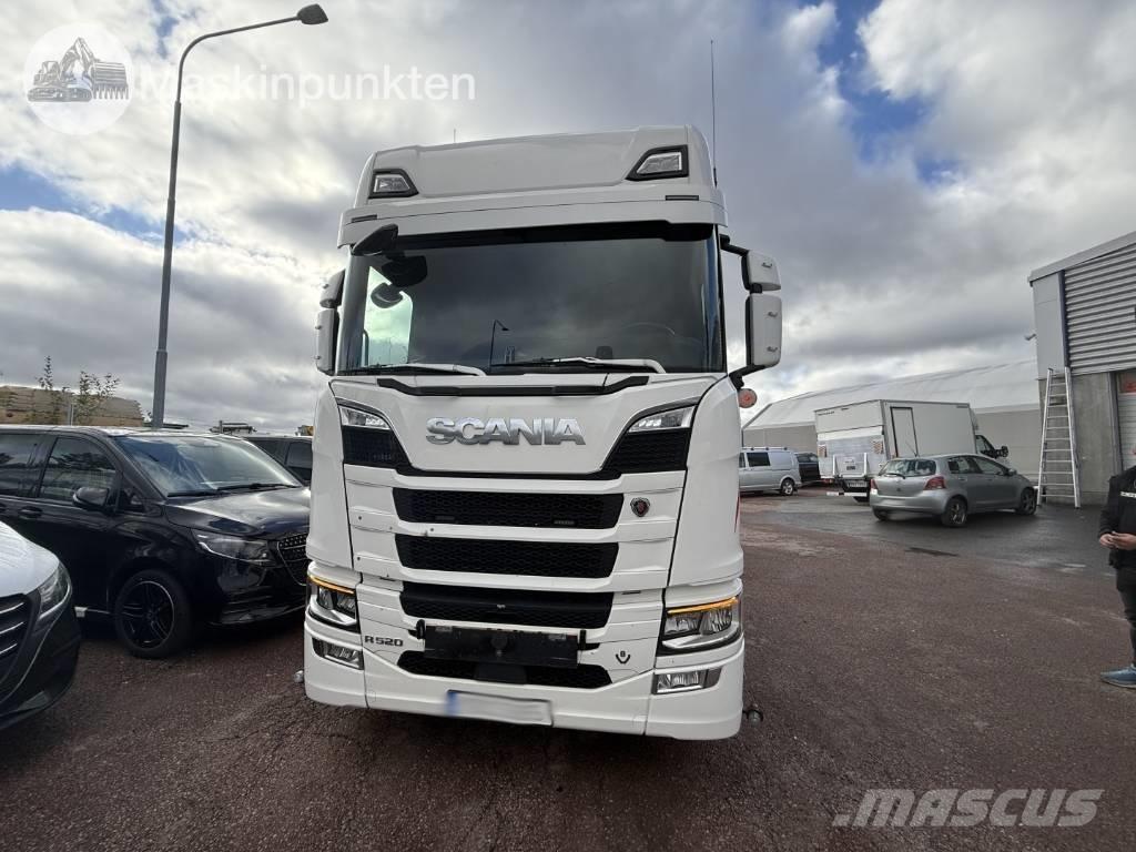 Scania R 520 Cavalos Mecânicos