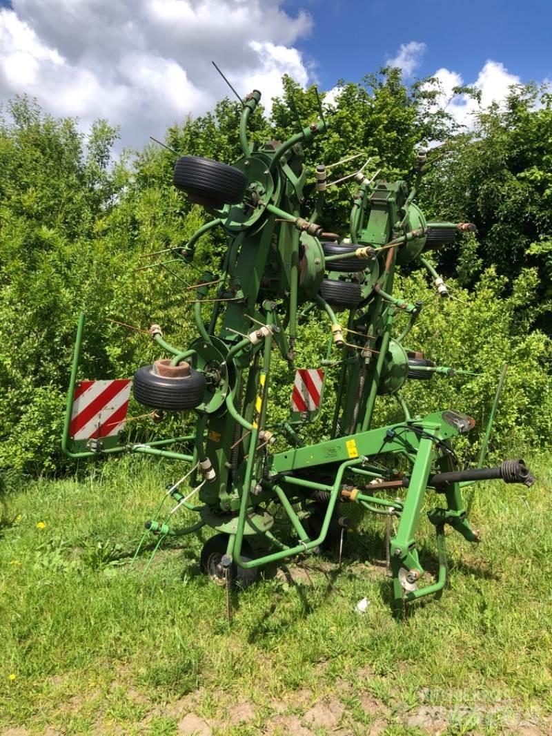 Krone KW 8.82/8 Ancinho virador