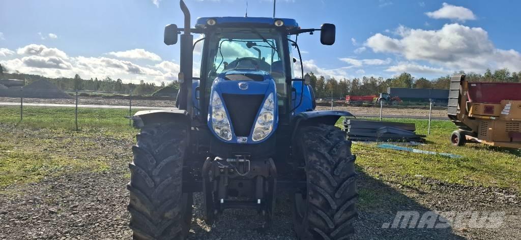 New Holland T7050 Tratores Agrícolas usados