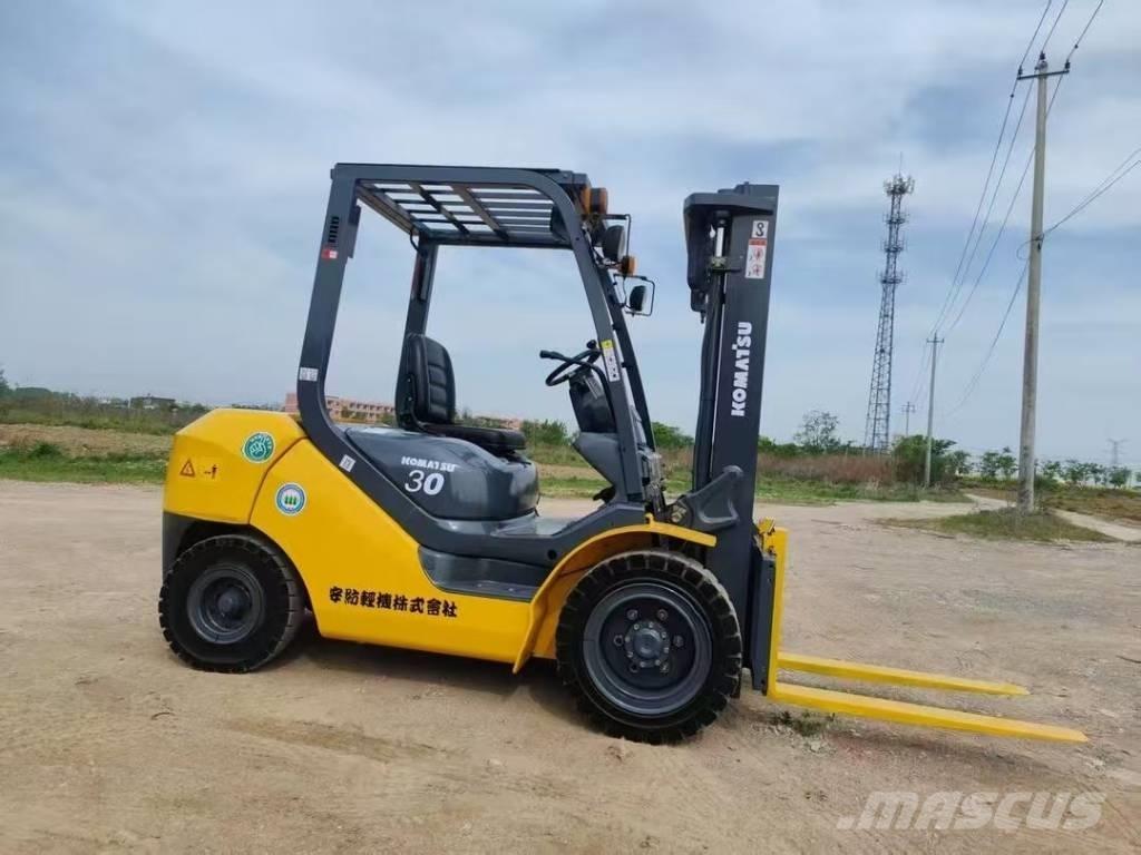 Komatsu 30 Empilhadores Diesel