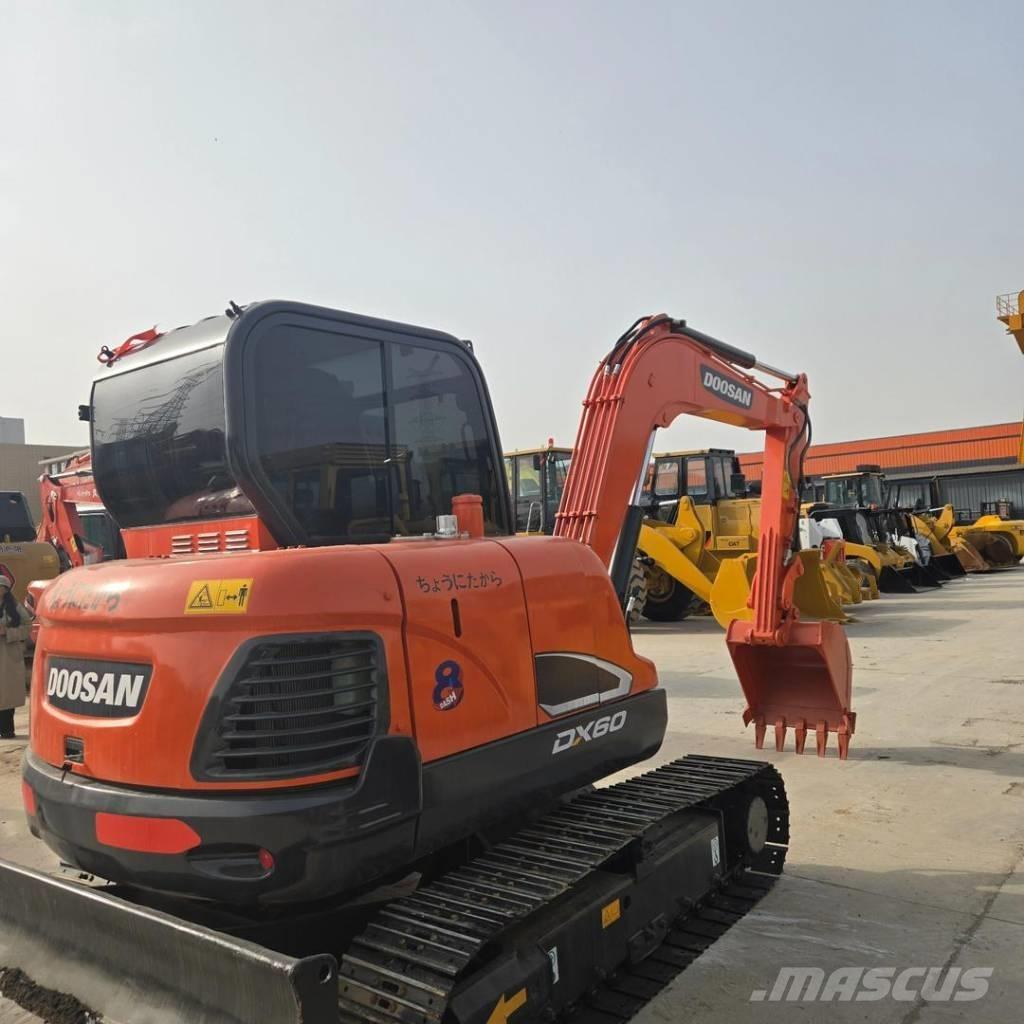 Doosan DX 60 Miniescavadeiras