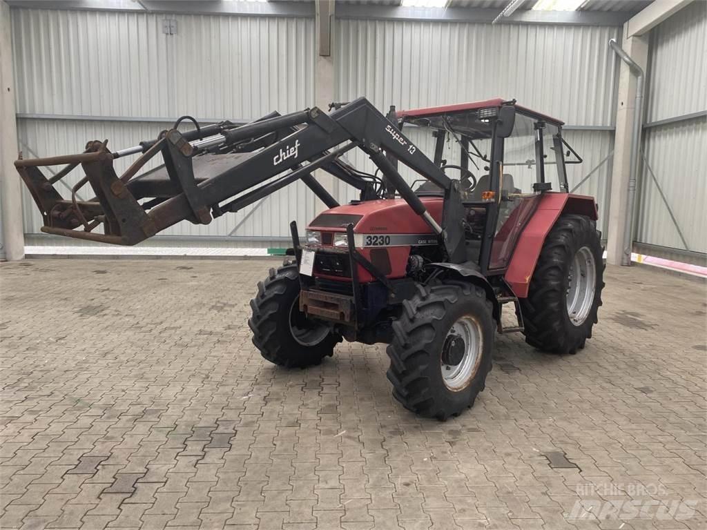 Case IH 3230 Tratores Agrícolas usados
