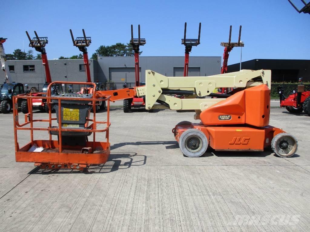 JLG E 400 AJPN (146) Plataformas de braço compactas auto-propulsão