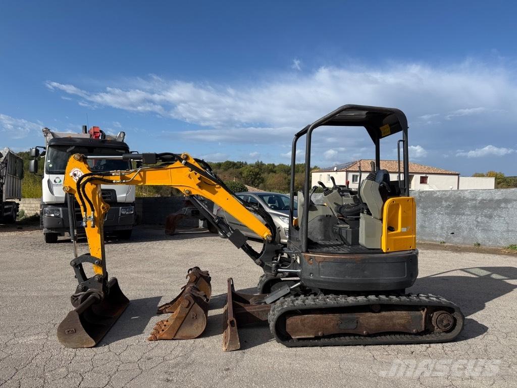 Bobcat E 26 Miniescavadeiras