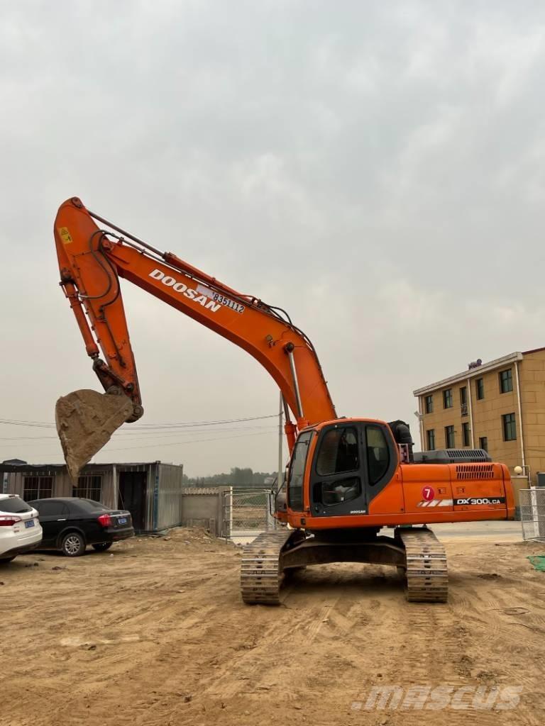 Doosan DX300LCA Escavadeiras de esteiras