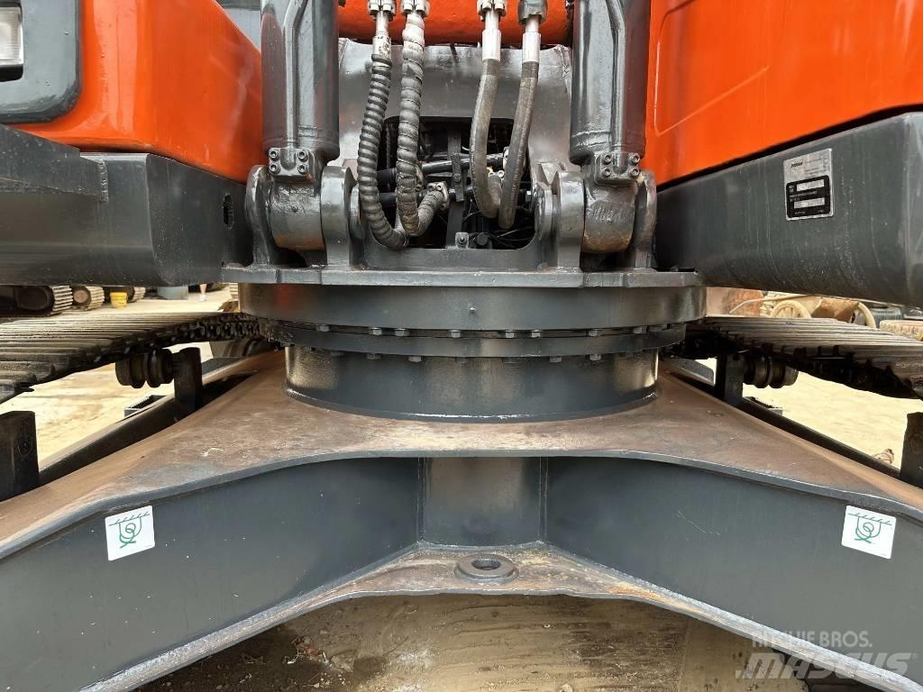 Doosan DX225LC-9C Escavadeiras de esteiras