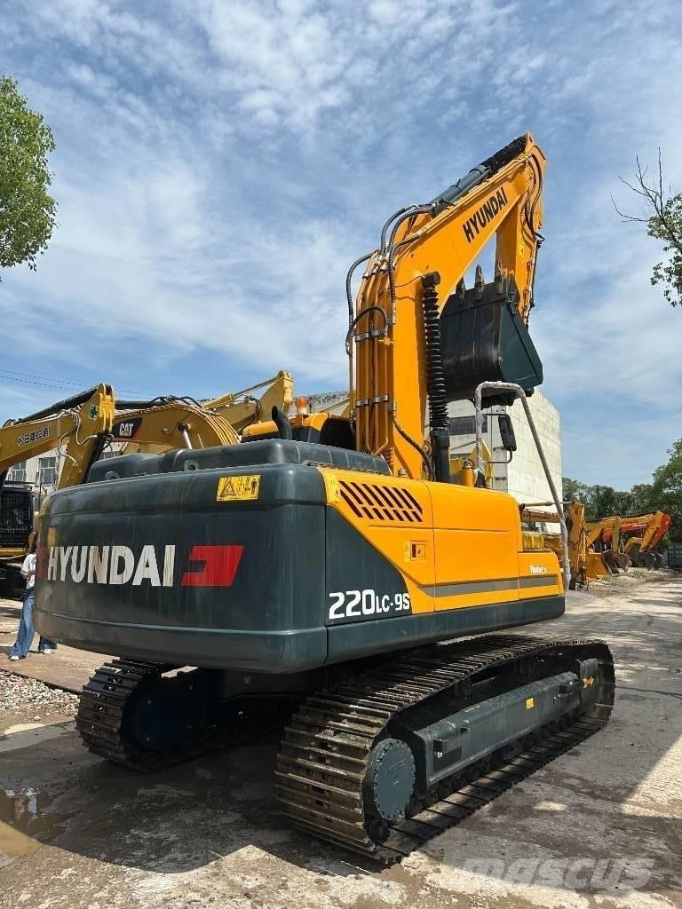 Hyundai 220LC-9S Escavadeiras de esteiras