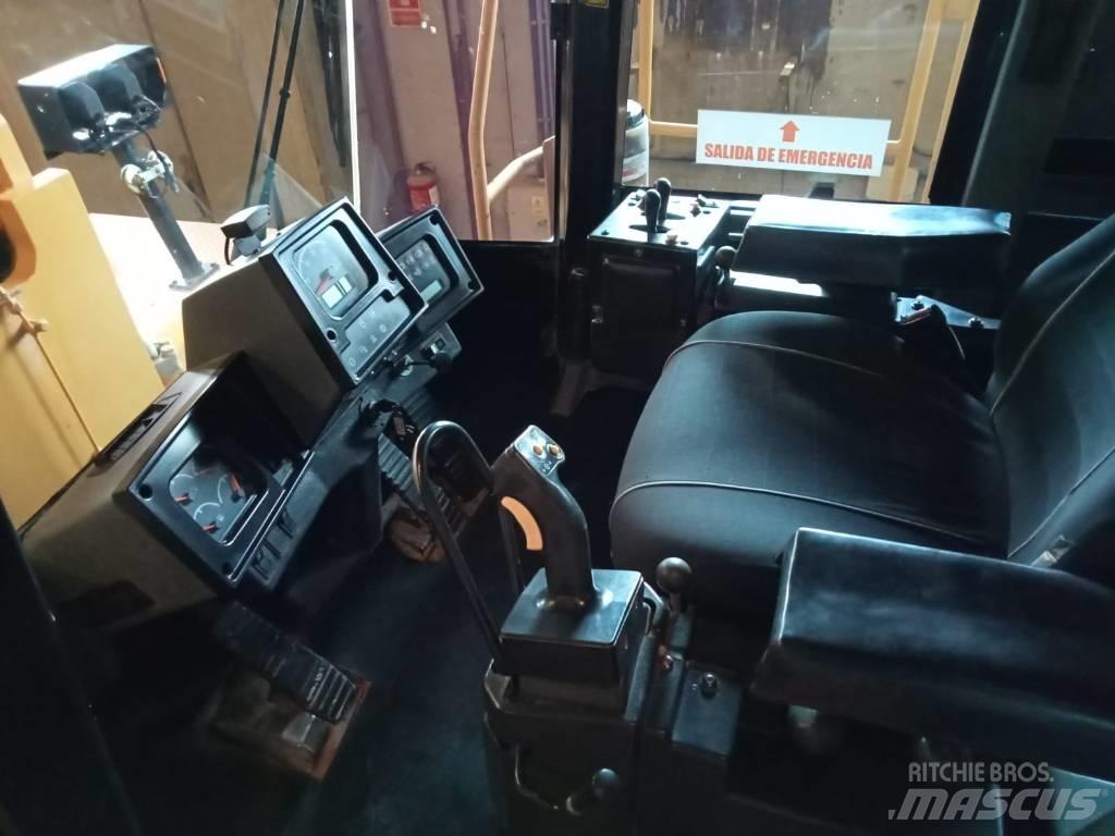 CAT 988H Mini carregadoras