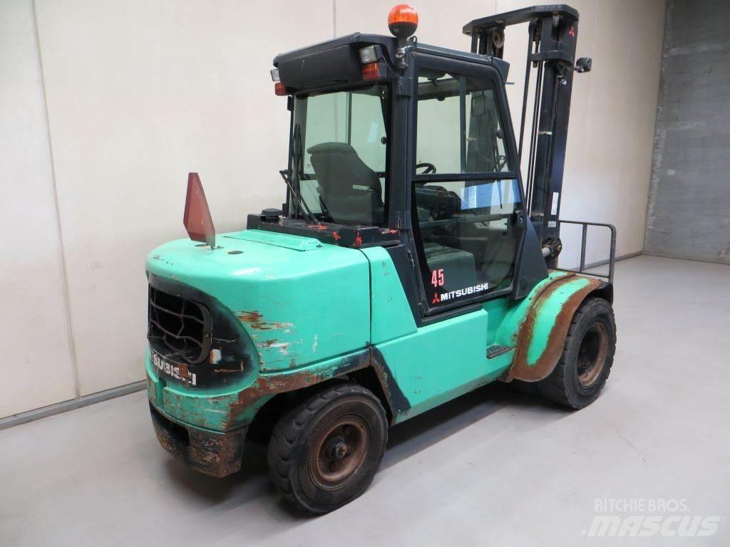 Mitsubishi FD45K Empilhadores Diesel
