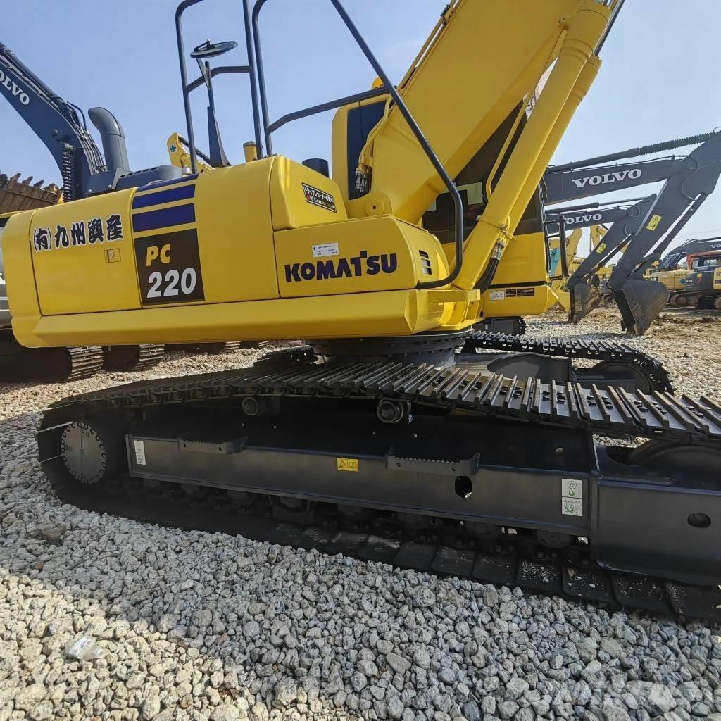 Komatsu PC 220-8 Escavadeiras de esteiras