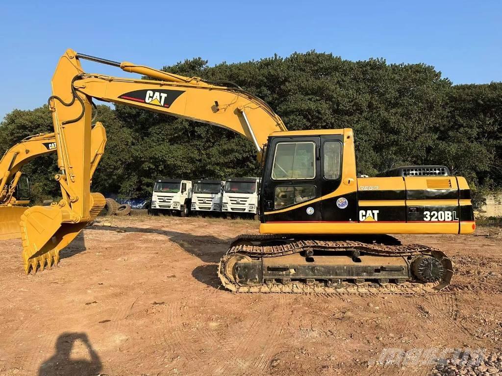 CAT 320B Escavadeiras de esteiras
