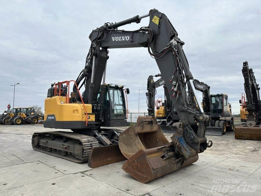 Volvo ECR235EL Escavadeiras de esteiras