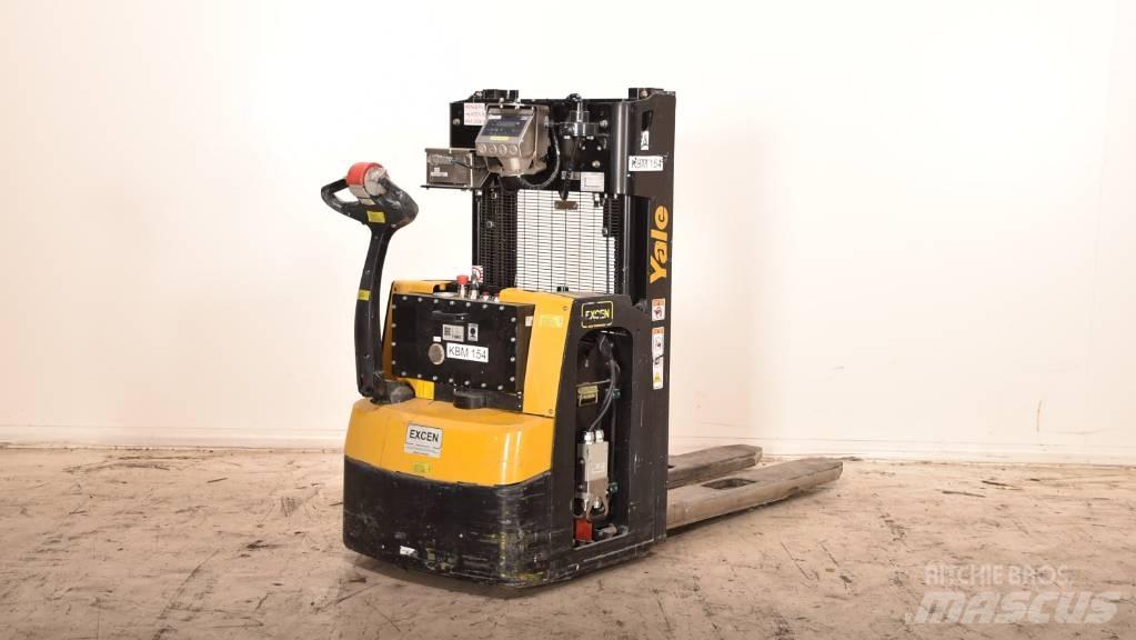 Yale MS20 Empilhador para operador externo