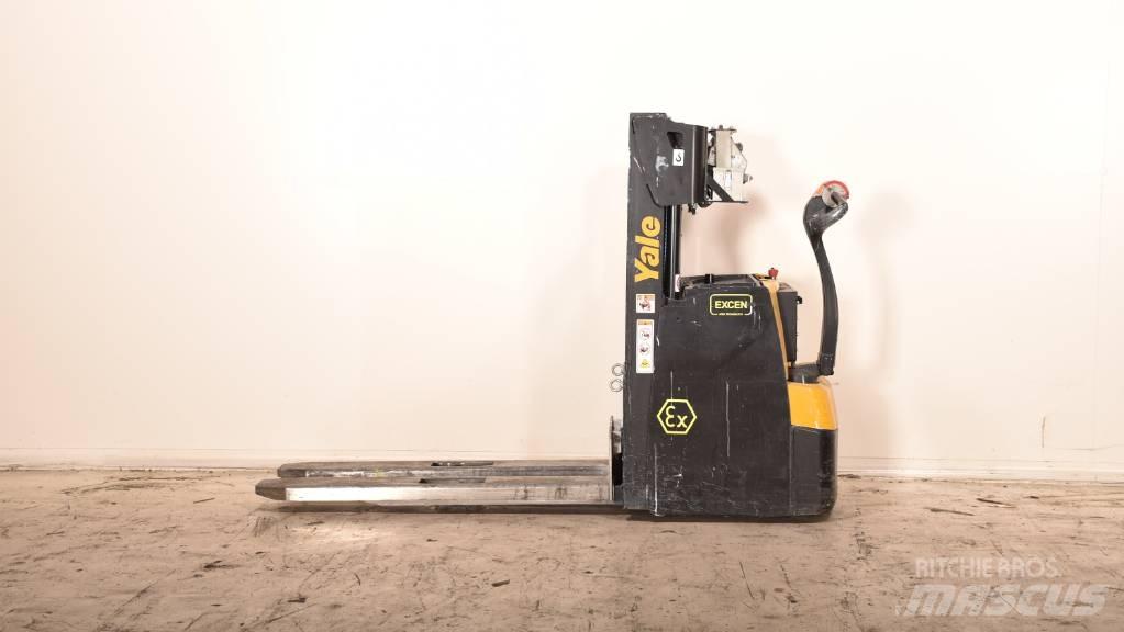 Yale MS20 Empilhador para operador externo