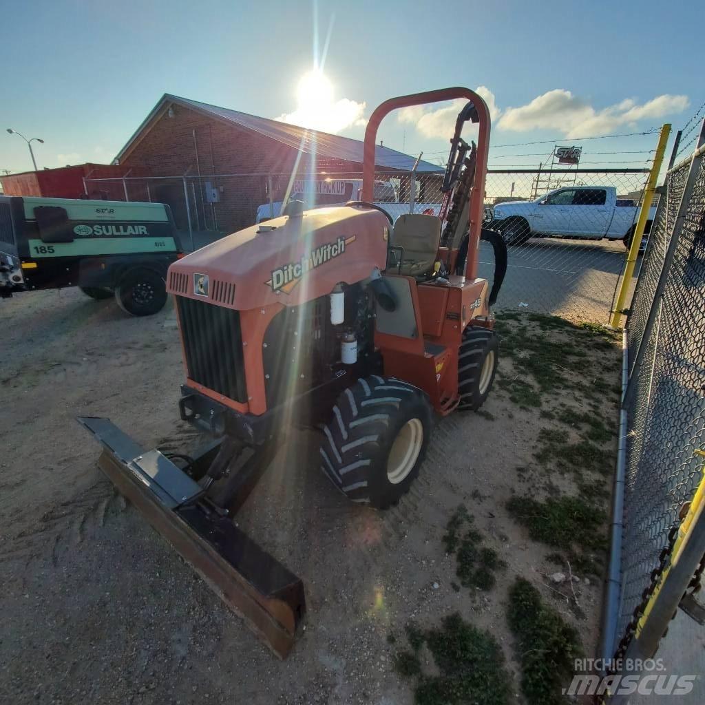 Ditch Witch RT 45 Abre-valas