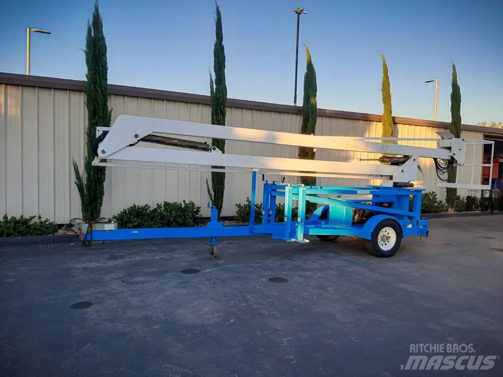 AmeriQuip EAGLE 47 Elevadores braços articulados