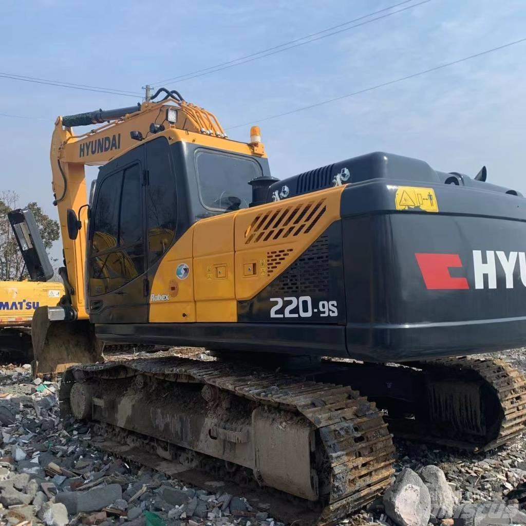 Hyundai 220LC-9S Escavadeiras de esteiras