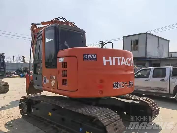 Hitachi ZX135 Escavadeiras de esteiras