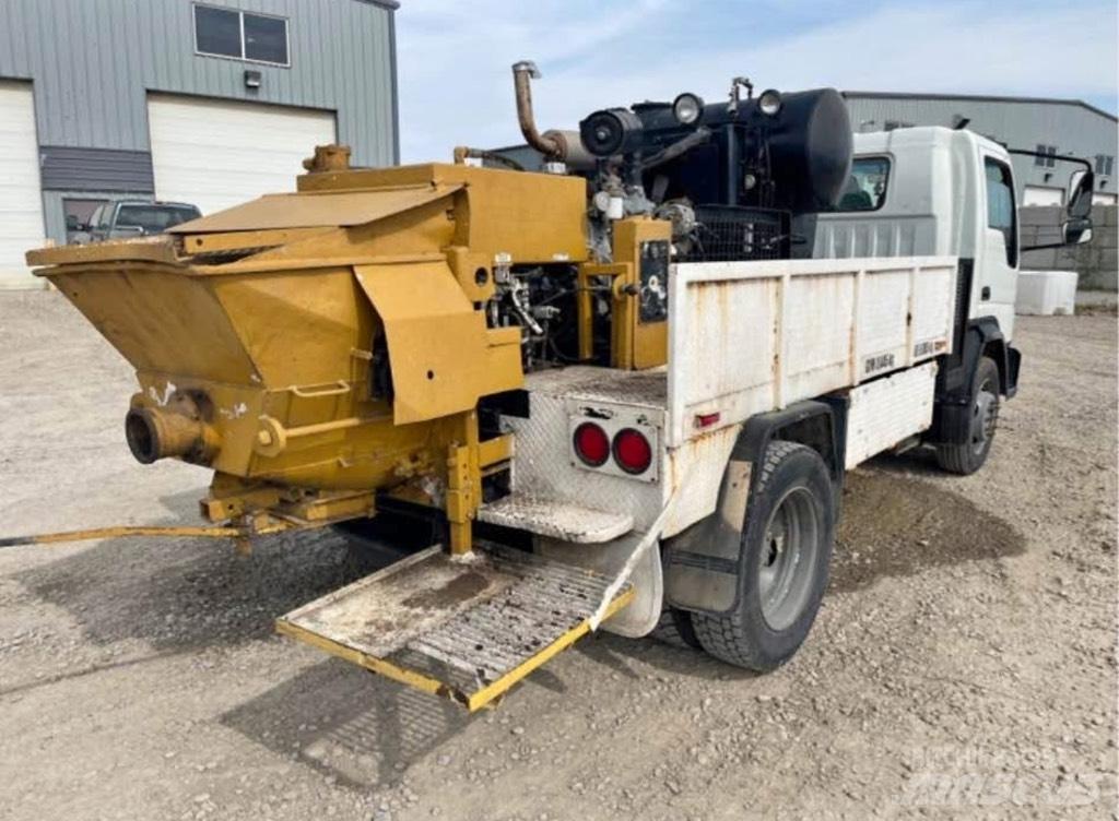 International CF600 Bombas de betonagem
