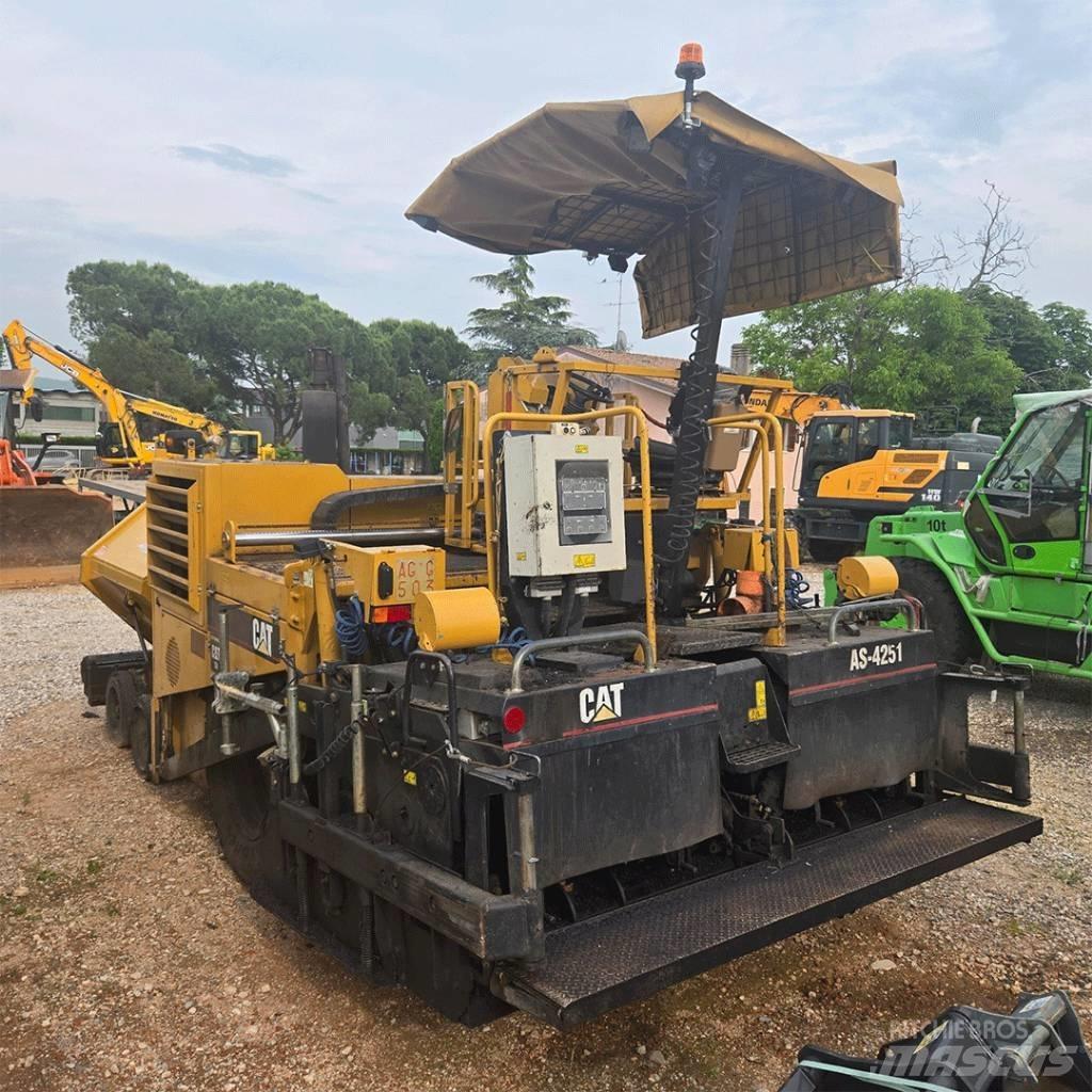 CAT AP 600 Espalhadoras de asfalto