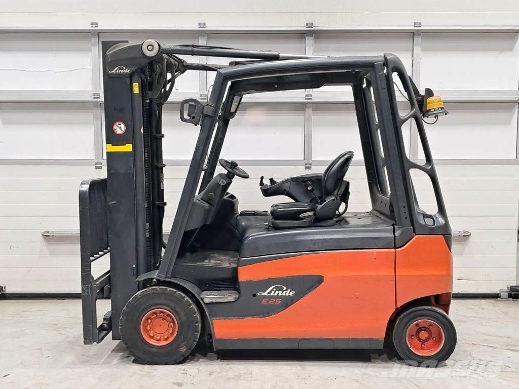 Linde E25L-01 Empilhadores eléctricos