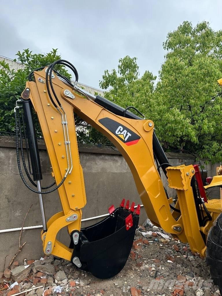 CAT 420 F Retroescavadeiras