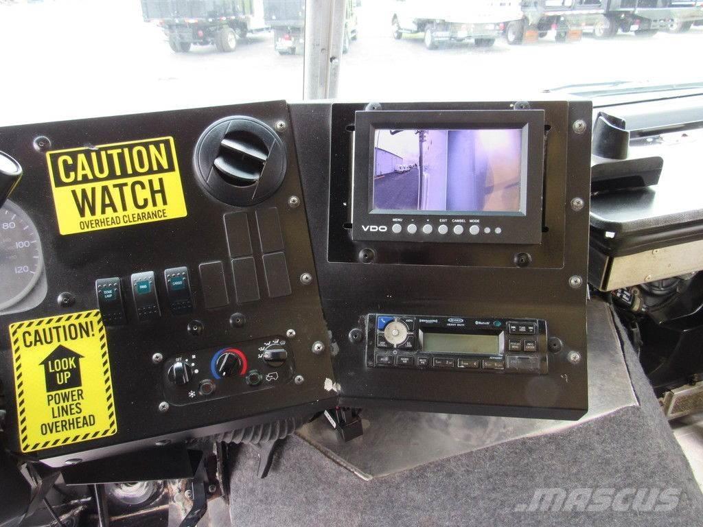 Ford E-350 Caminhões de caixa fechada