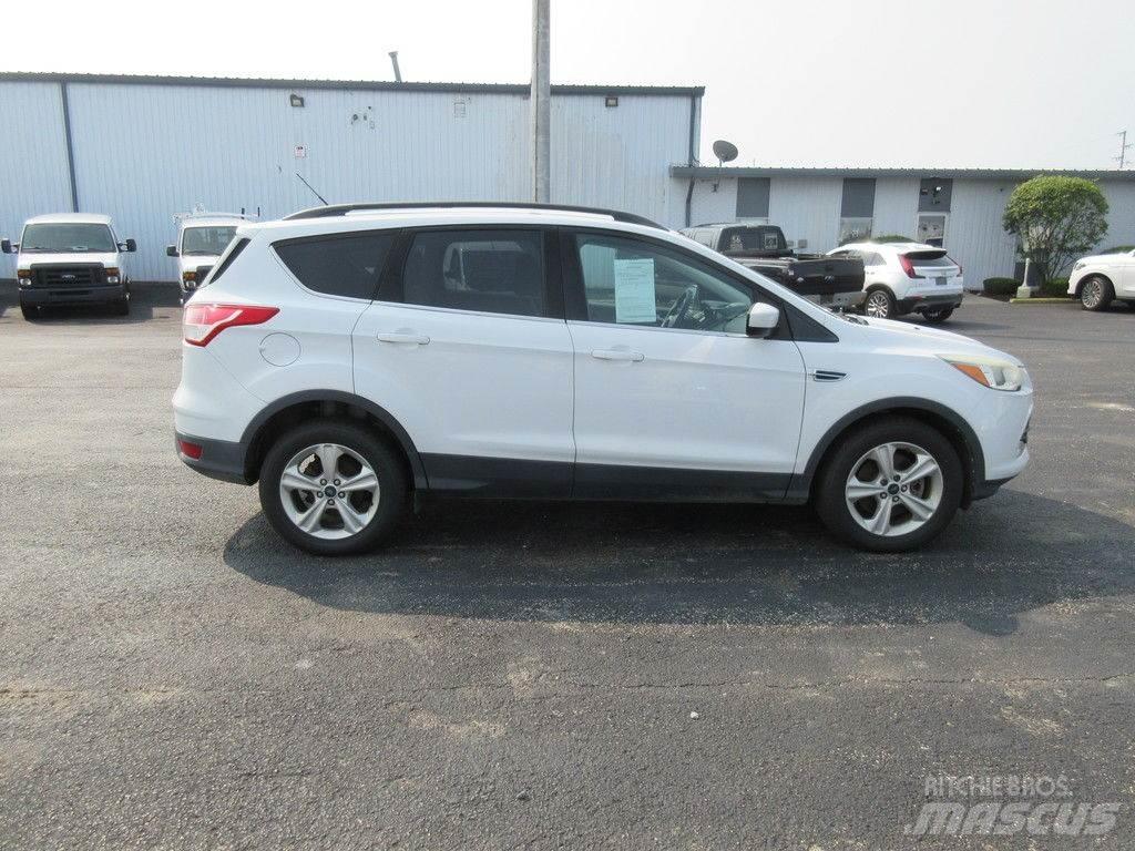 Ford Escape Automóvel