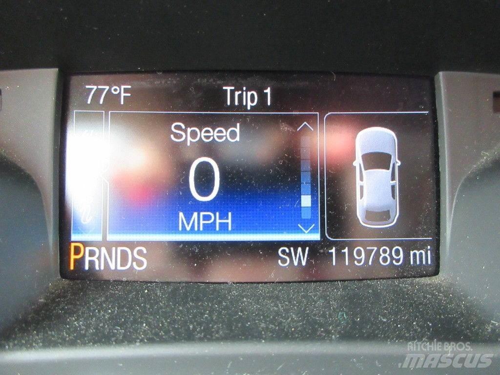 Ford Escape Automóvel