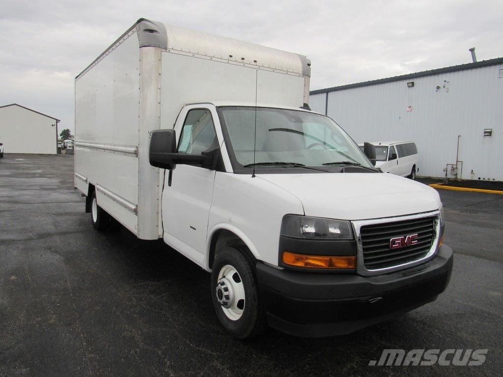 GMC Savana 3500 Caminhões de caixa fechada