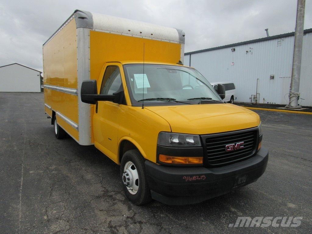 GMC Savana 3500 Caminhões de caixa fechada