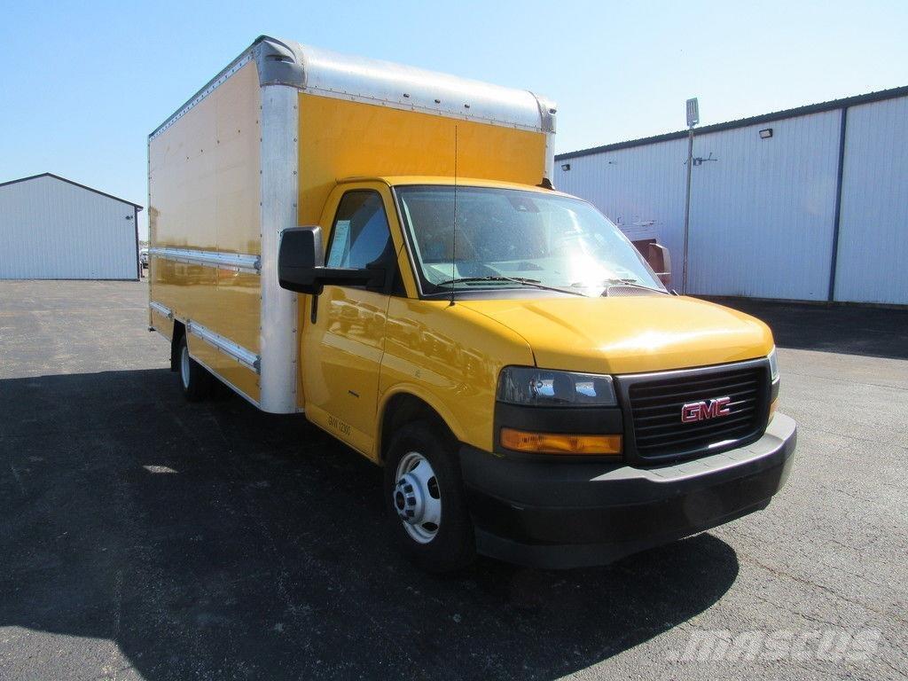 GMC Savana 3500 Caminhões de caixa fechada