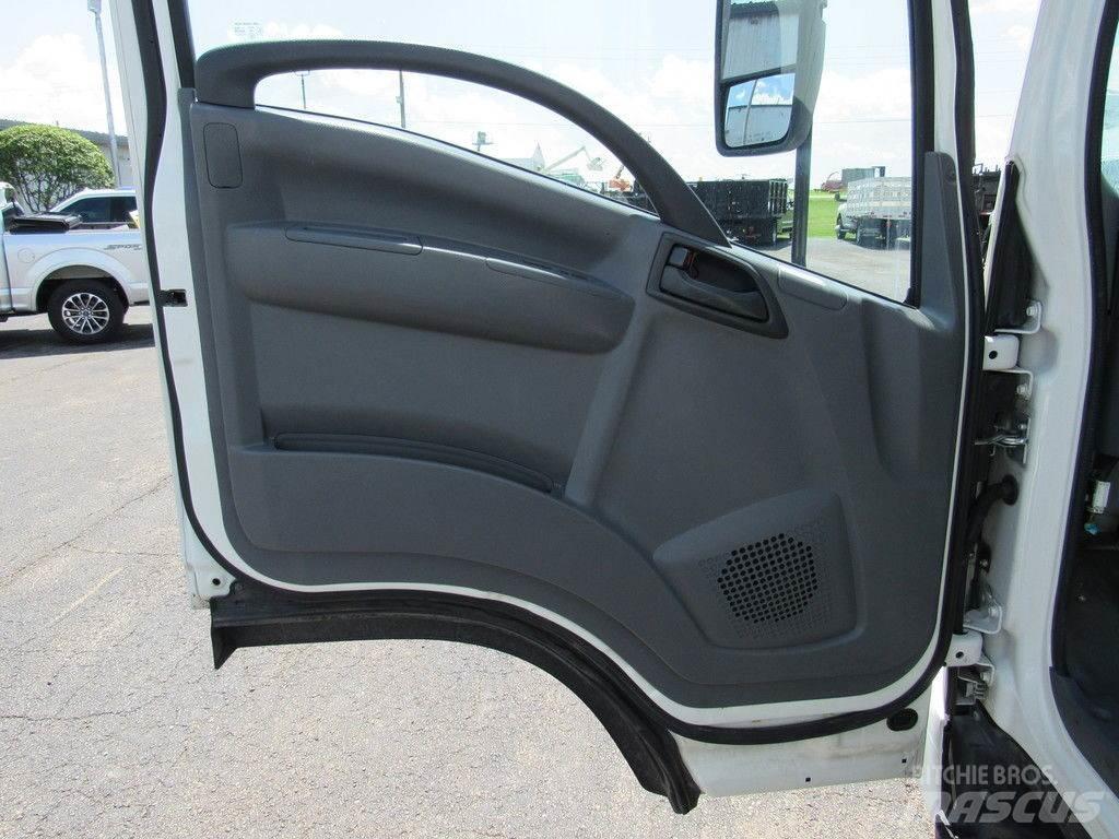 Isuzu NPR HD Caminhões de caixa fechada