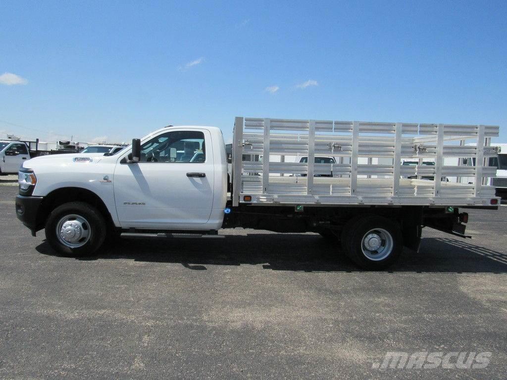 RAM 3500 Camiões estrado/caixa aberta