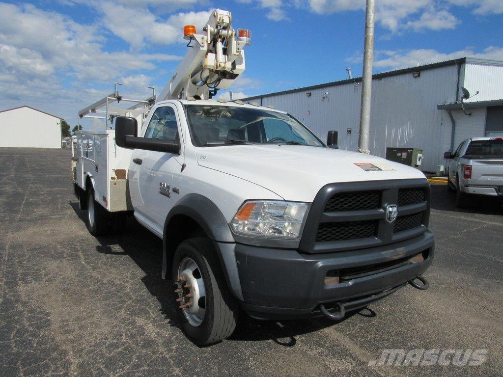 RAM 4500 Plataformas aéreas montadas em camião