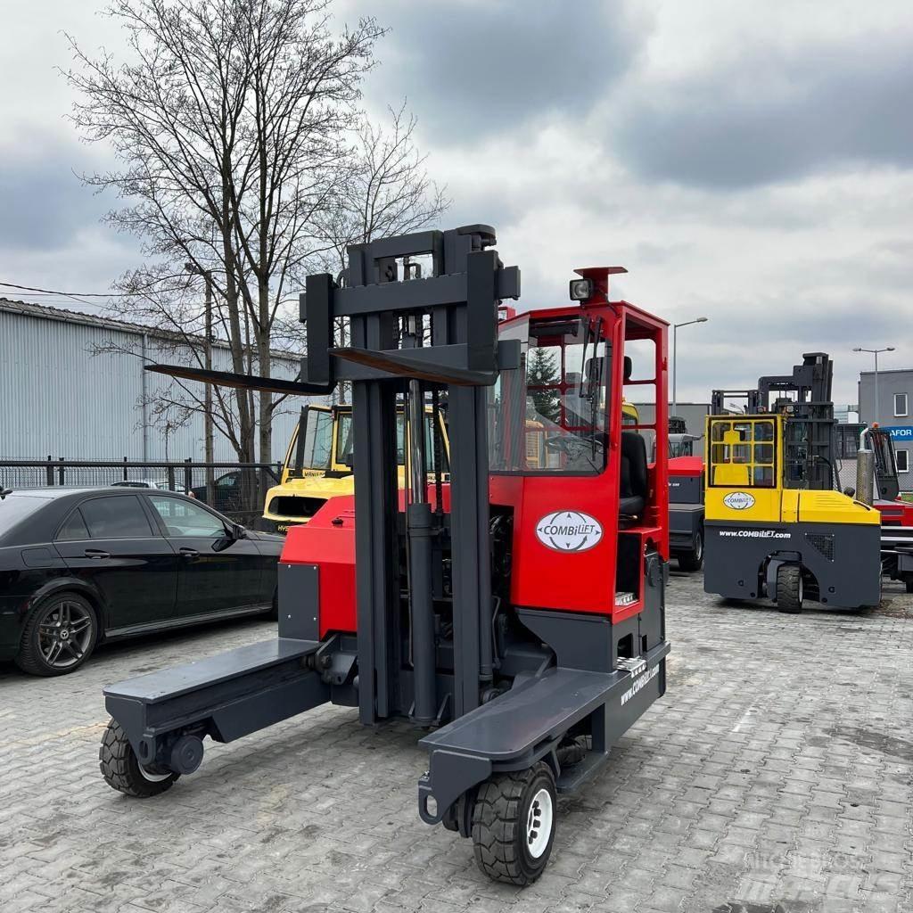 Combilift C4000 Empilhadores de 4 vias