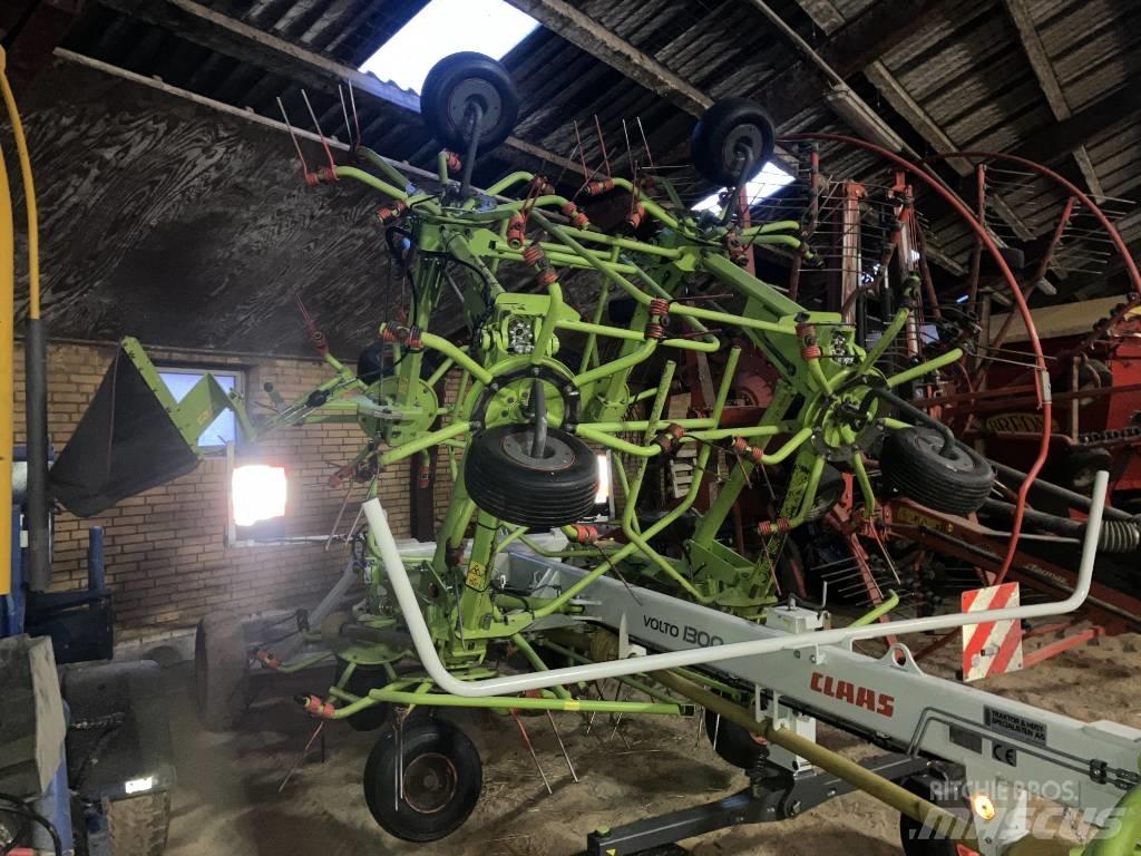 CLAAS VOLTO 1300 T Ancinho virador