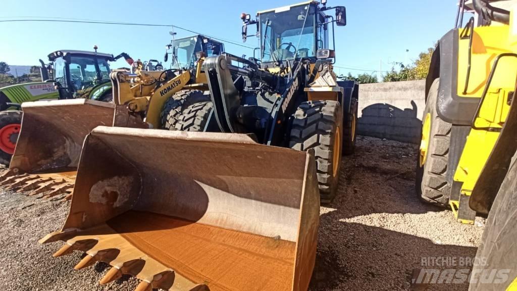 Komatsu WA250PZ-5 Carregadeiras de rodas