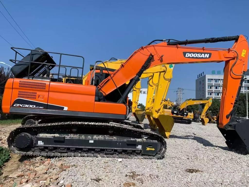 Doosan 300 Escavadeiras de esteiras