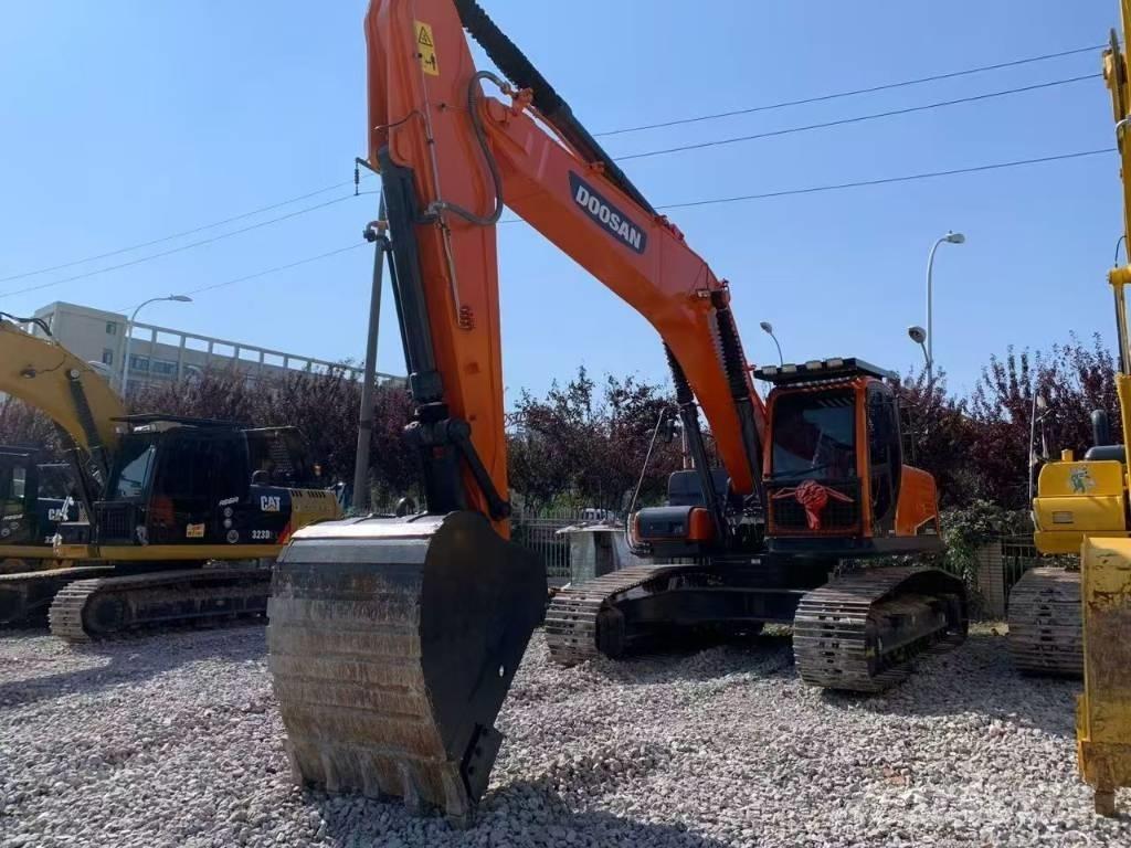 Doosan 300 Escavadeiras de esteiras