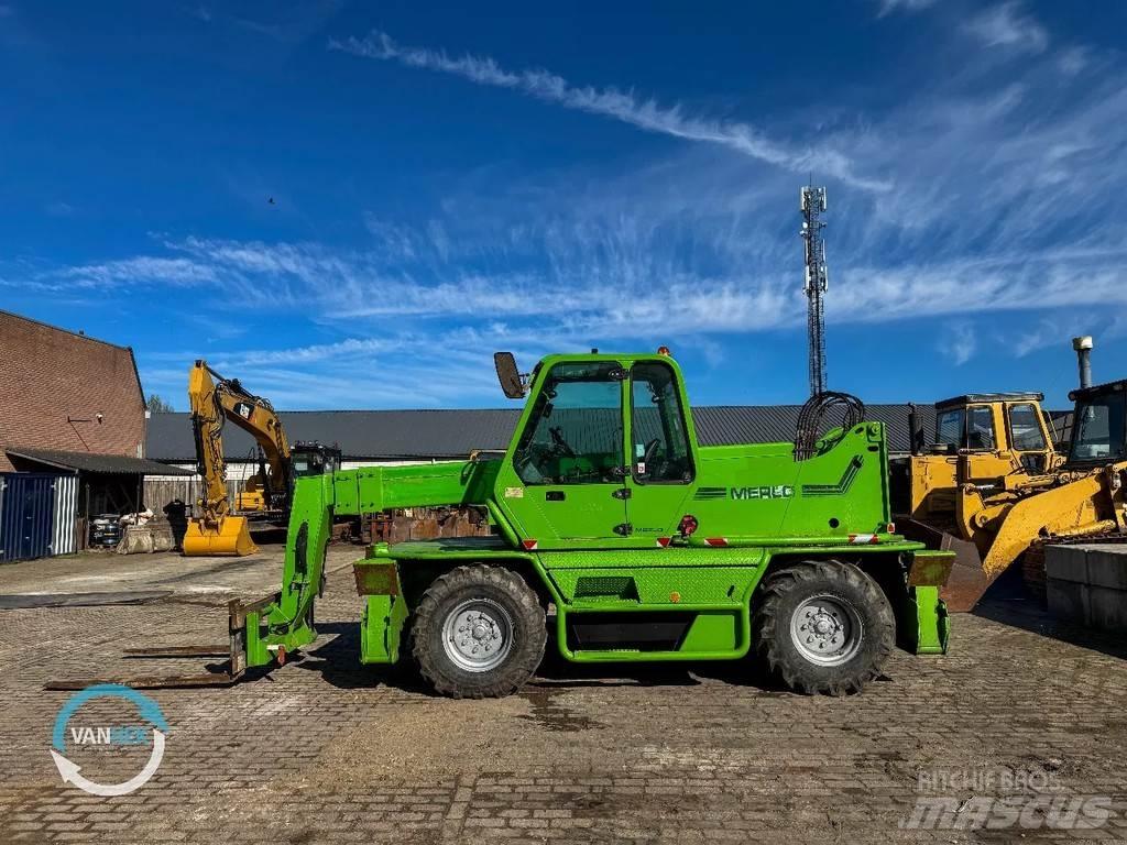 Merlo P30.13EV Manipulador telescópico
