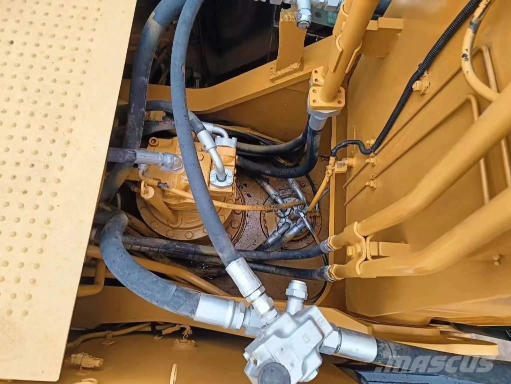 CAT 330 D Escavadeiras de esteiras