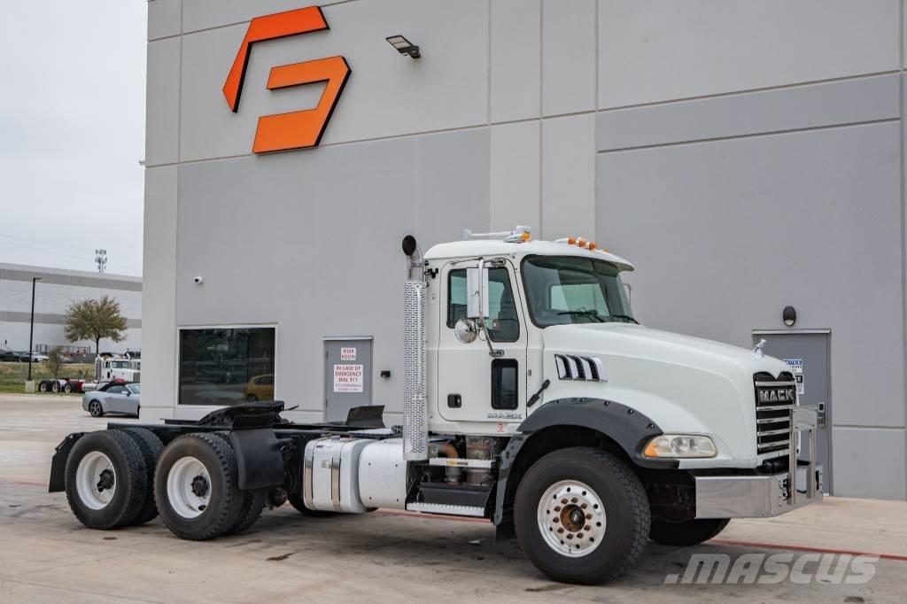 Mack Granite GU 813 Cavalos Mecânicos